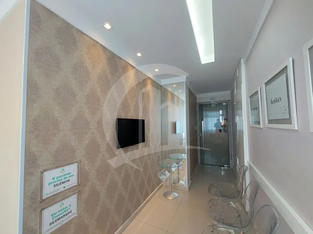 Sala Comercial Mobiliada com 3 Consultórios no Centro Médico Jardins - Foto 4