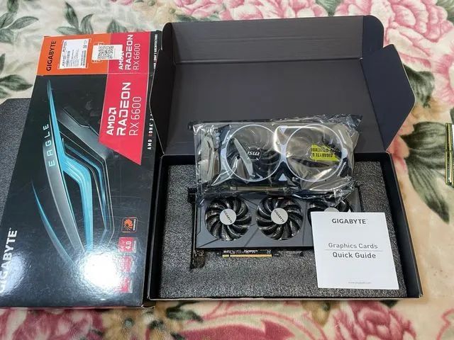 RX 6600 GIGABYTE EAGLE  - Foto 6
