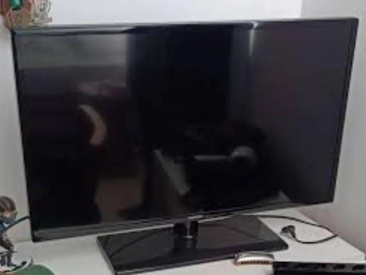 TV LED HDMI 32polegadas, Televisão Samsung modelo UN32F4200AG.  Não smart 