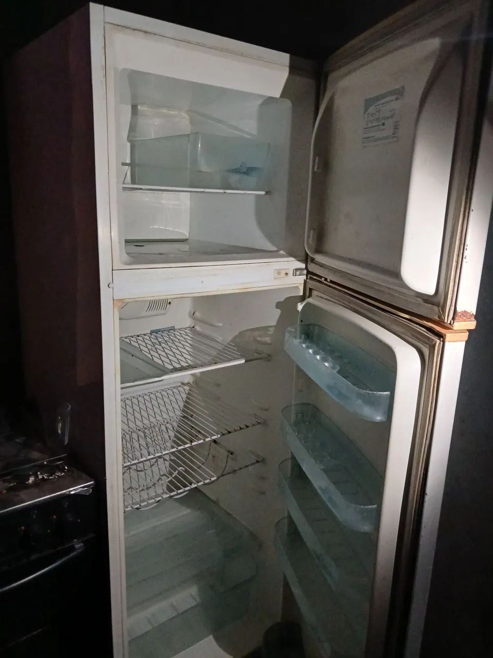 Vende-se uma Geladeira  - Foto 2