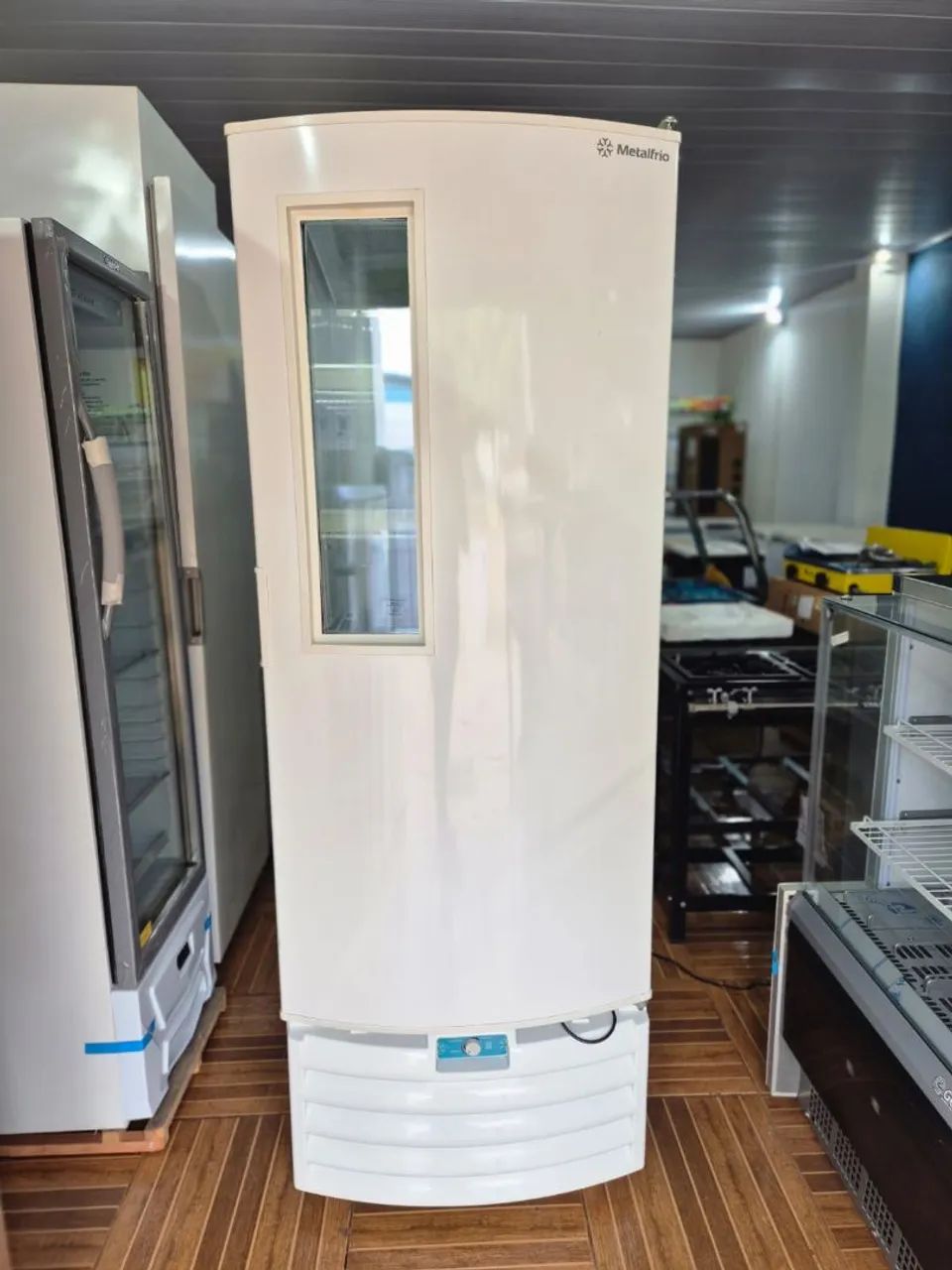 Freezer Vertical Metalfrio 550 litros 