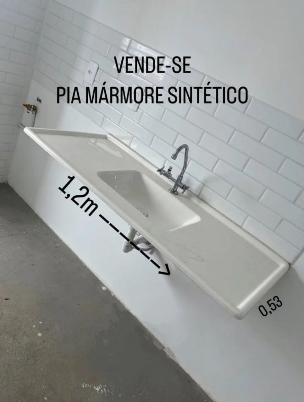 Pia de mármore sintético 