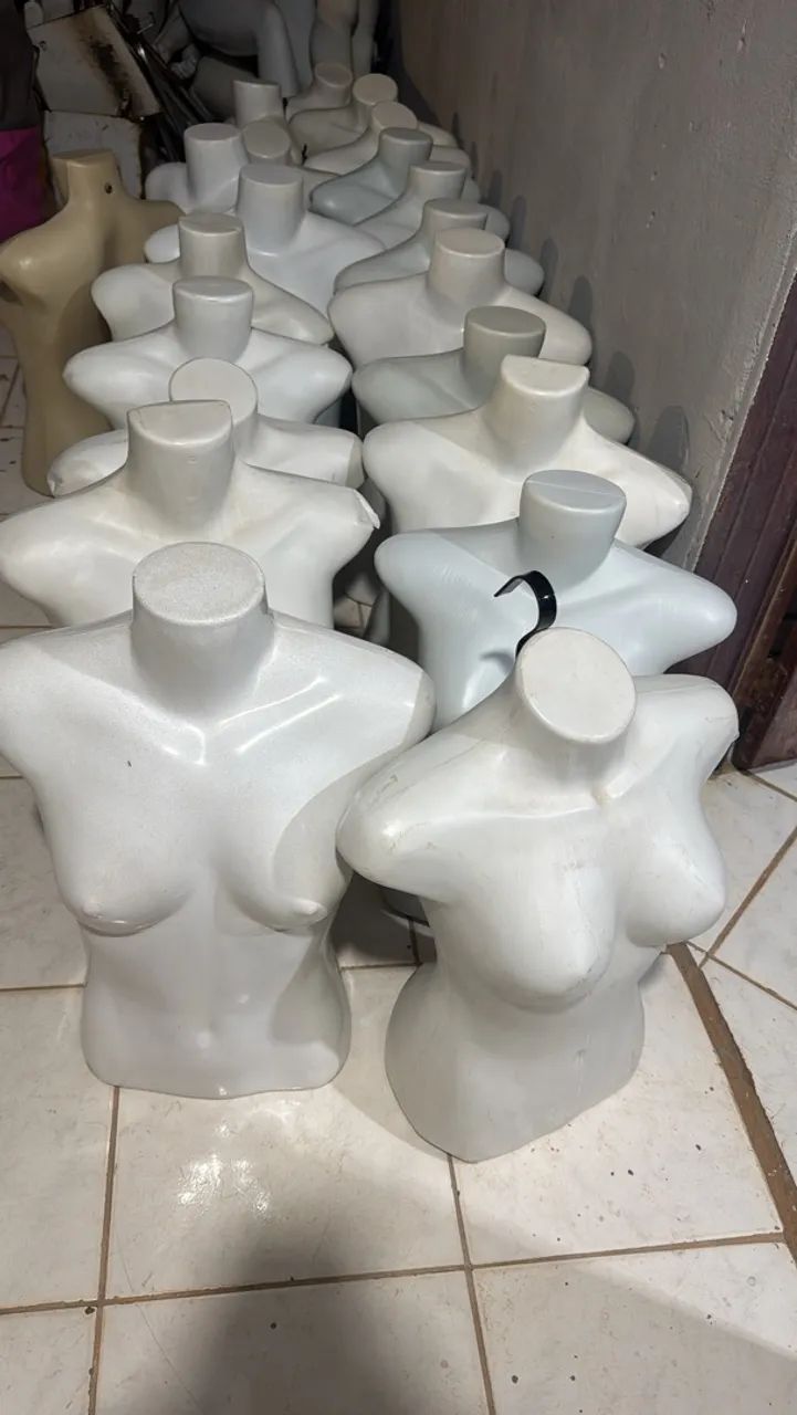 Vende se busto
