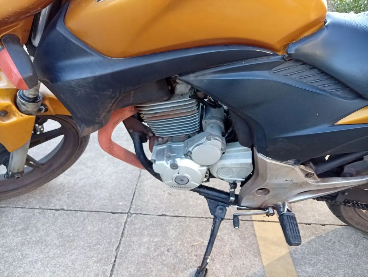 Honda Cb 300 - Foto 2