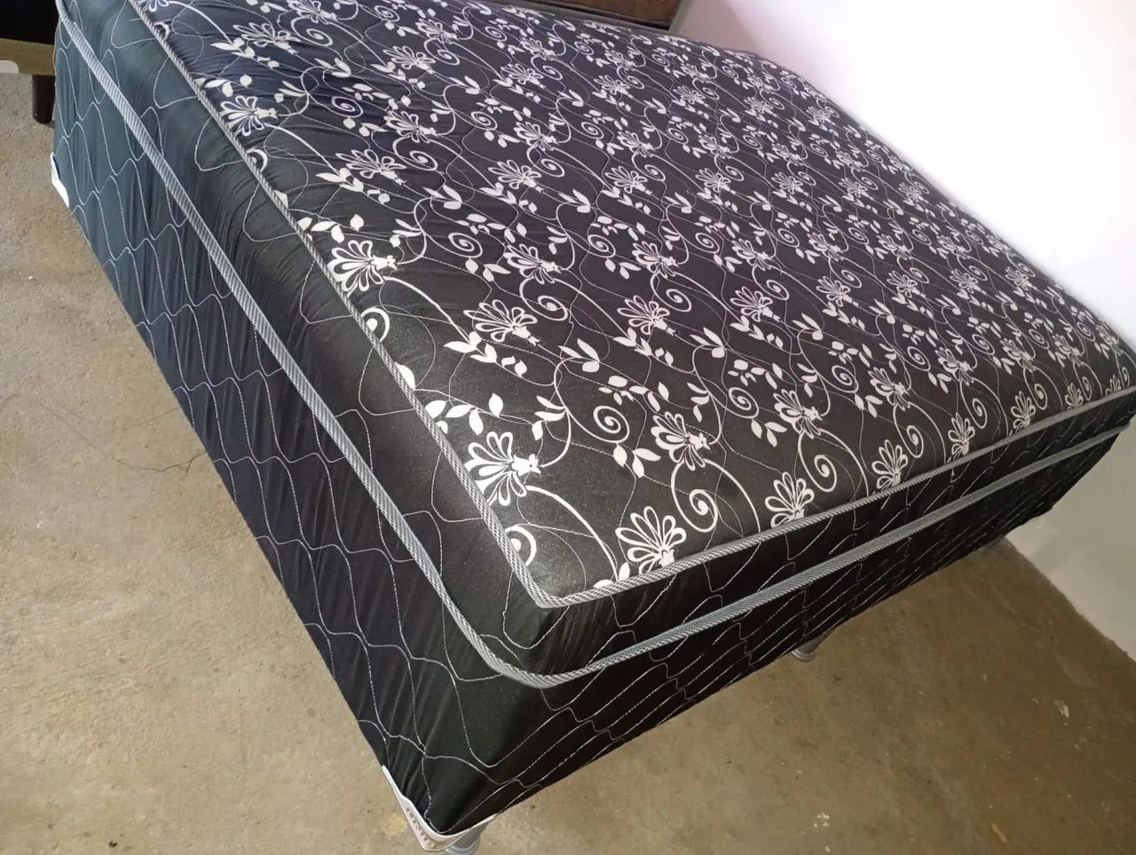 PROMOÇÃO CAMA CASAL DE MOLA ENSACADA NOVA 