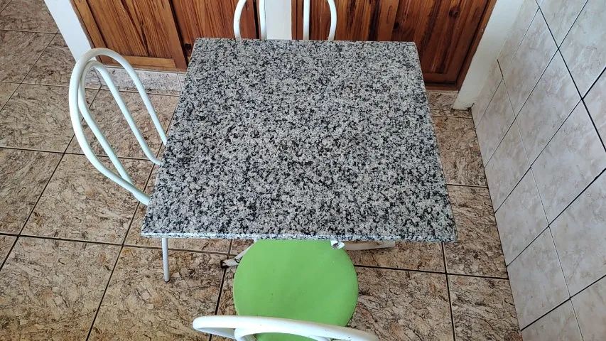 Mesa de Granito 4 Lugares  - Foto 2