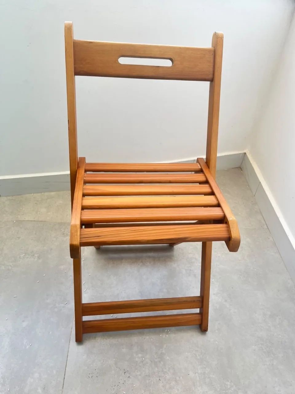 Conjunto mesa e 6 cadeiras dobráveis  - Foto 5