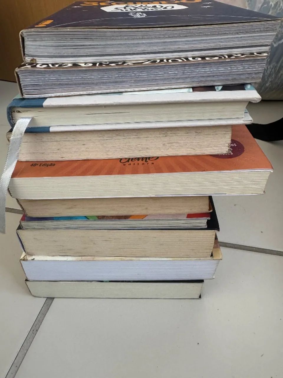 Livros variados - Foto 2