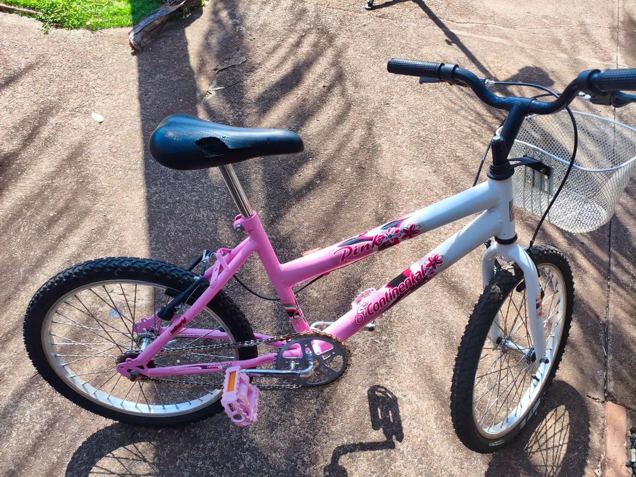 Bicicleta infantil aro 20  - Foto 4