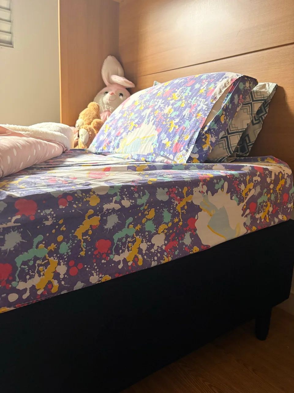 Cama de Solteiro super conservado 