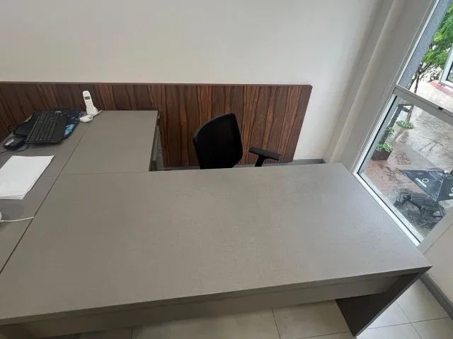 Mesa diretor tópazio com gaveteiro - Foto 3