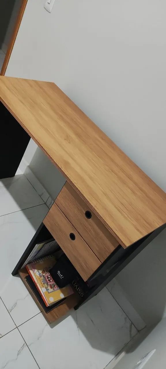 Mesa e cadeira de escritório  - Foto 2