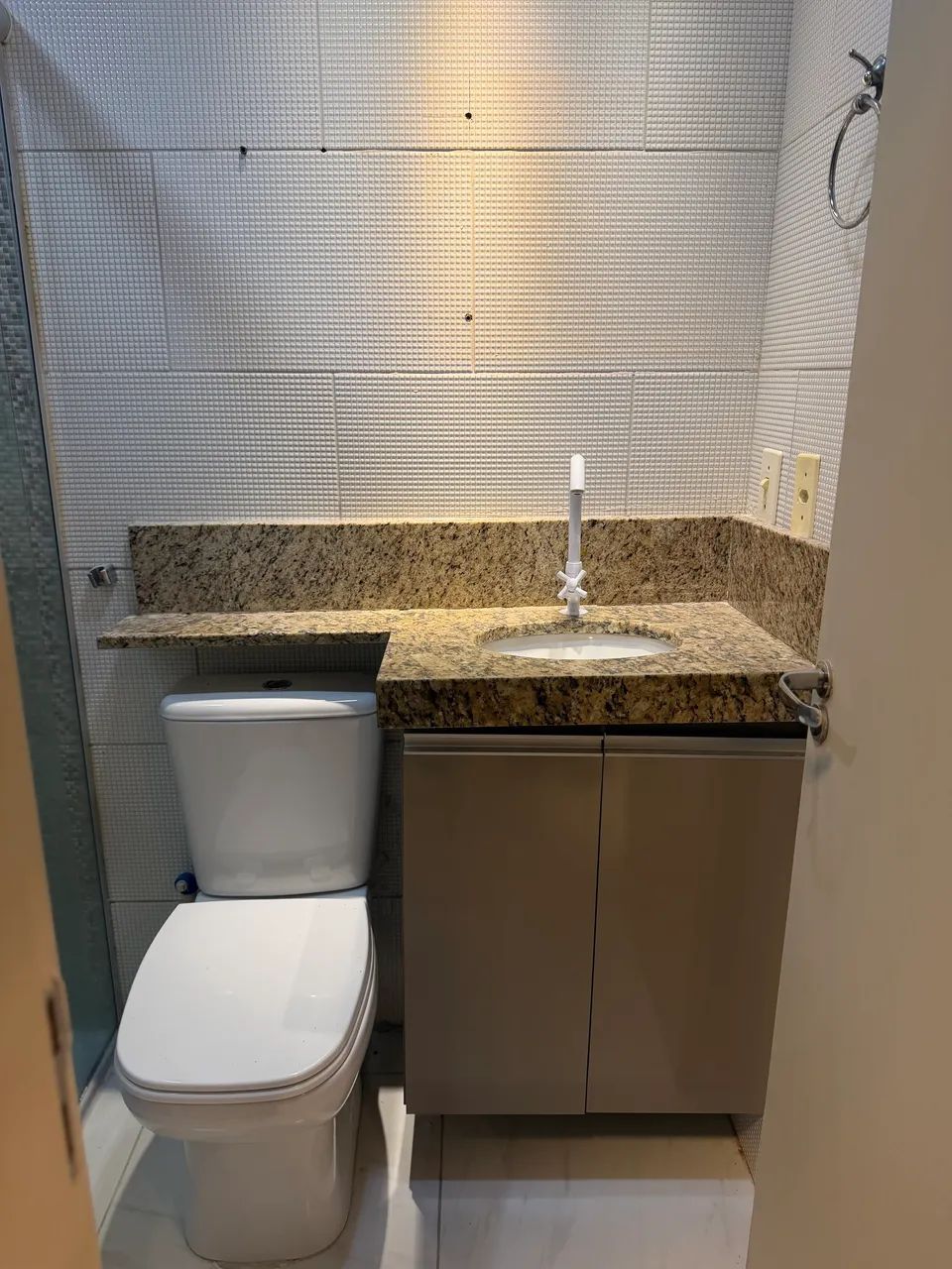 Alugo ou Vendo lindo apartamento todo Reformado  - Foto 2