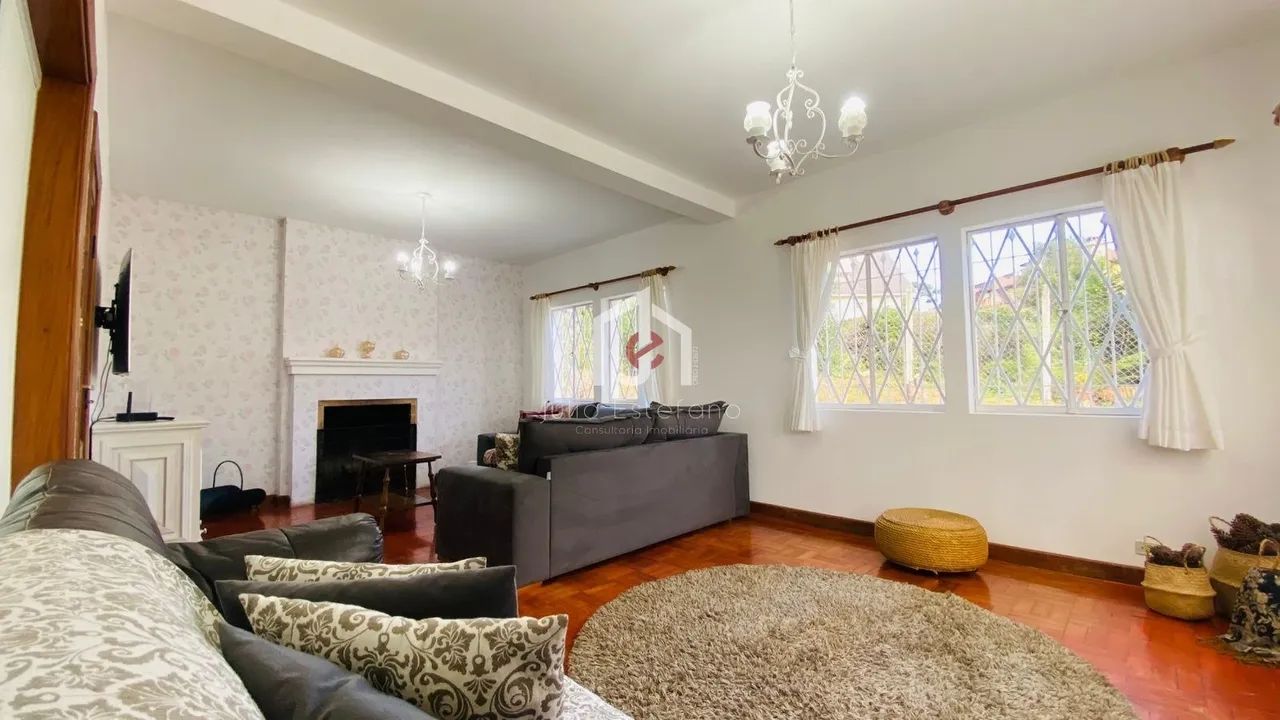 Casa com 4 dormitórios no Capivari em Campos do Jordão - Foto 4