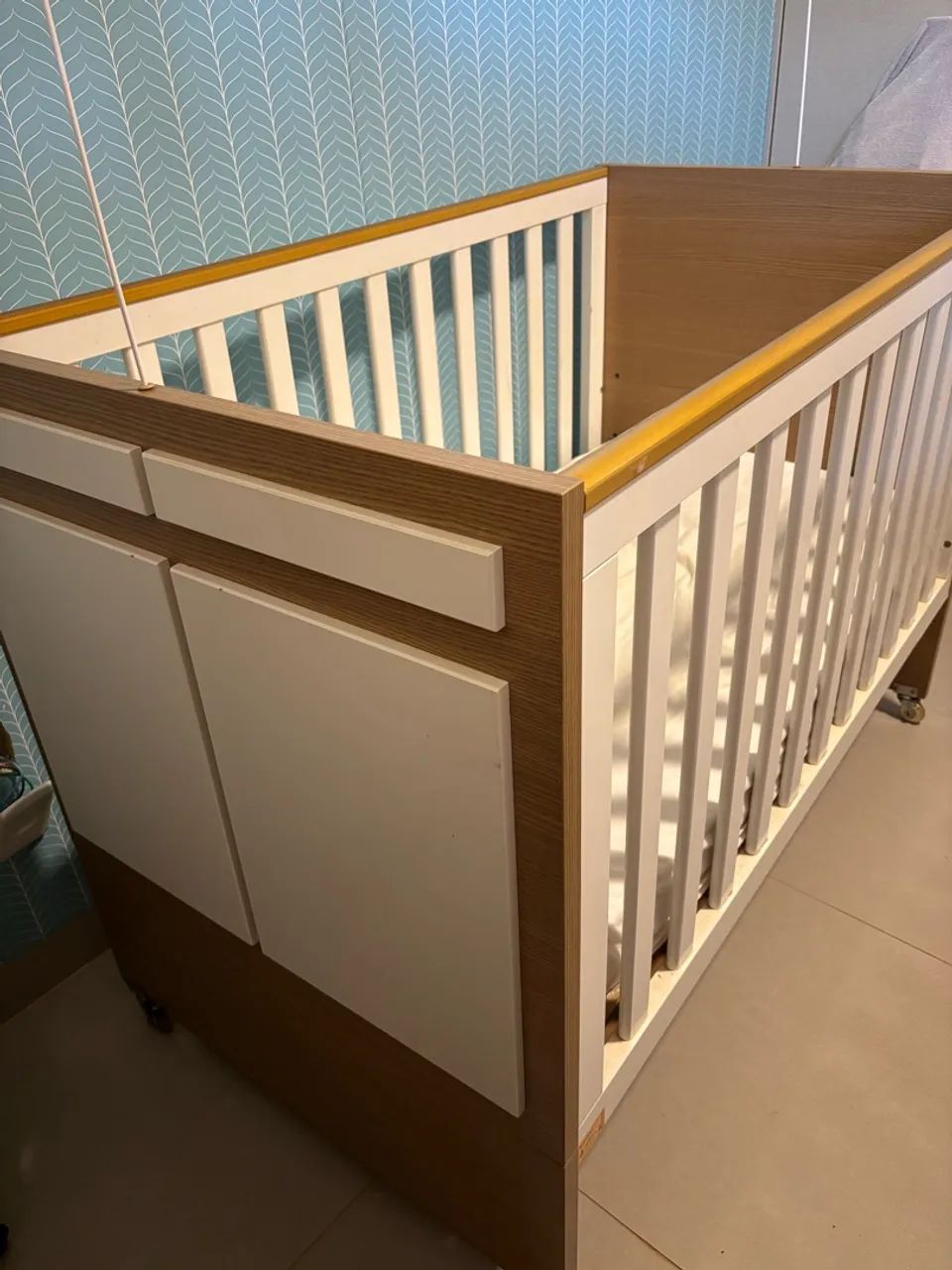 Berço c/ rodinhas e inclinação  - Foto 3