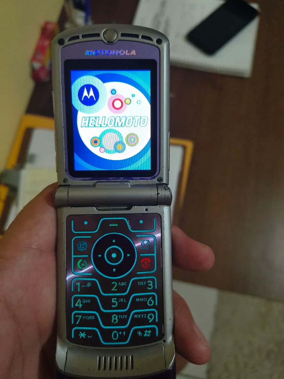 Motorola v3