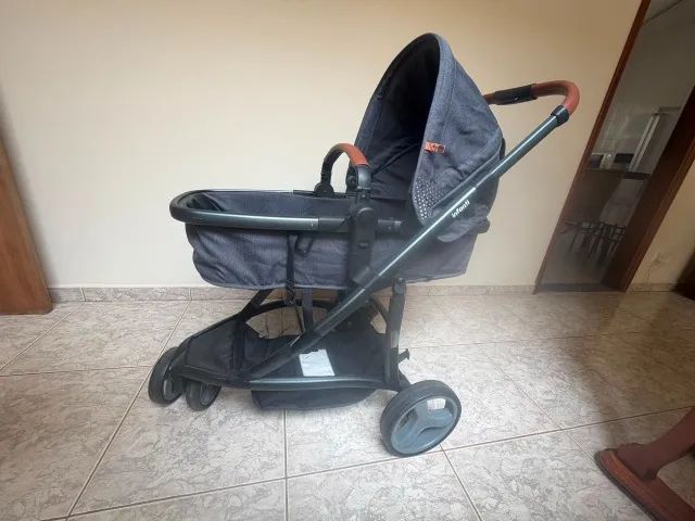 Carrinho+ bebê conforto Infantil