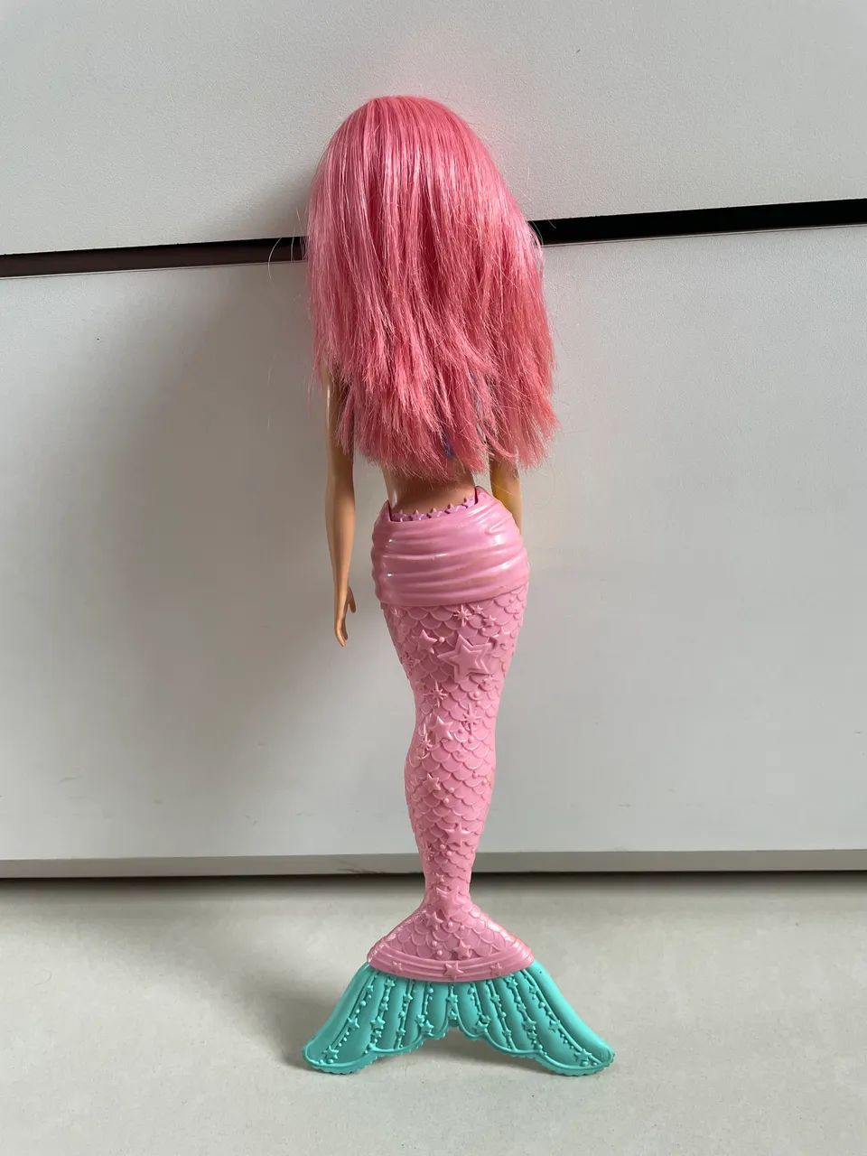 Boneca Barbie Dreamtopia Sereia Cabelo Rosa e Cauda Rosa - Foto 4