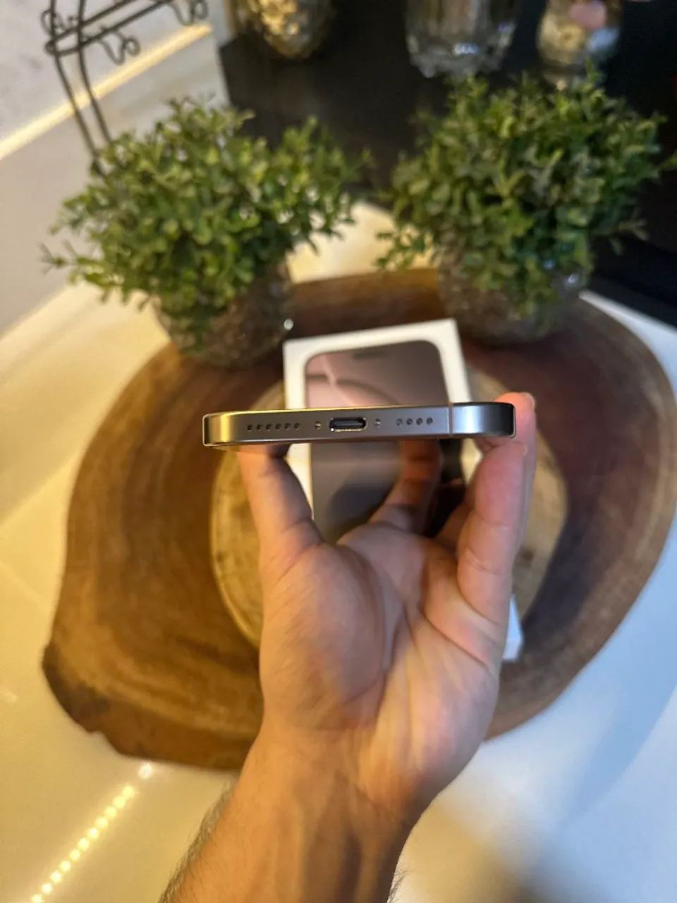 Iphone 16 Pro Max 256gb Desert - Bateria 100% - Foto 5