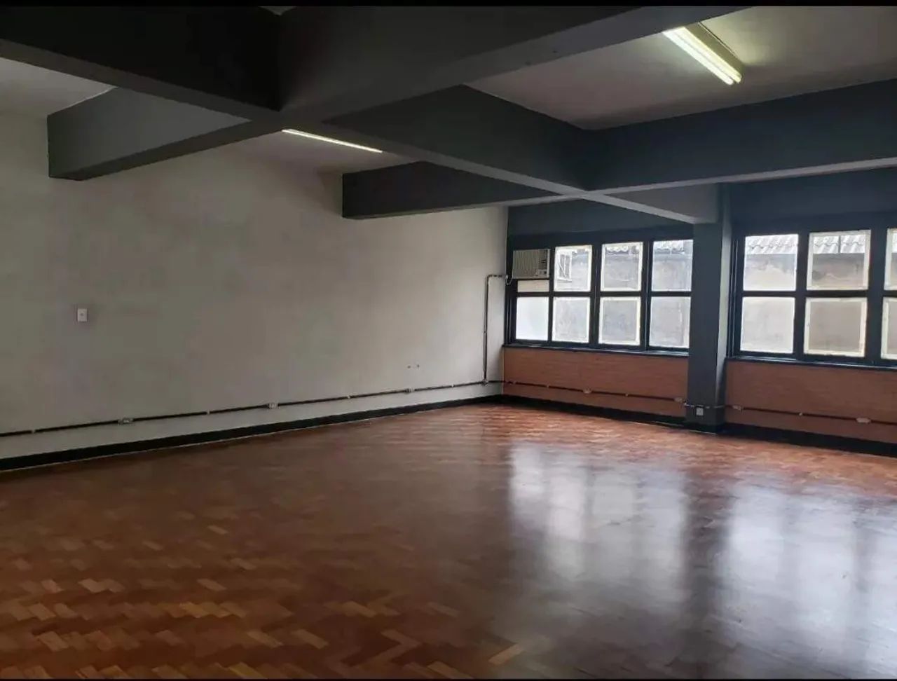 Excelente salas comerciais á venda Estilo Industrial Bairro da República