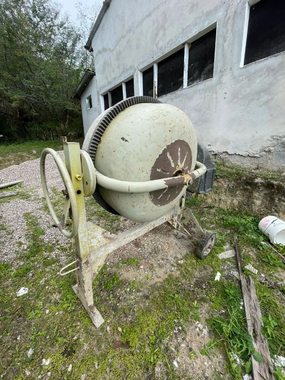 Betoneira 400 litros
