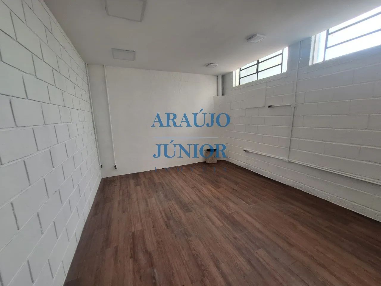 Galpão para locação em Santa Bárbara D'oeste-SP, Distrito Industrial I: 4 salas, 2 banheir - Foto 5