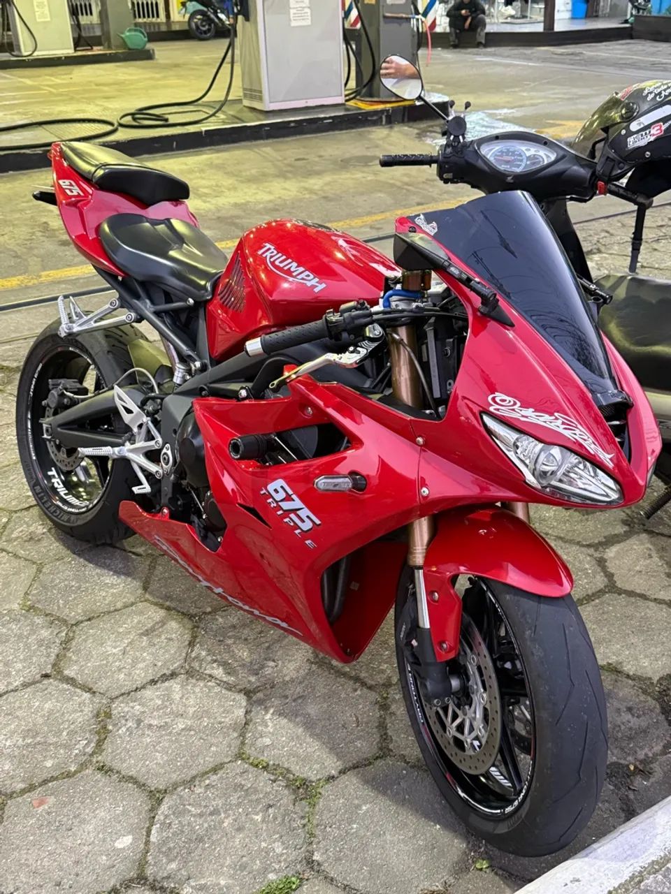 Triumph Daytona 675  - Foto 3
