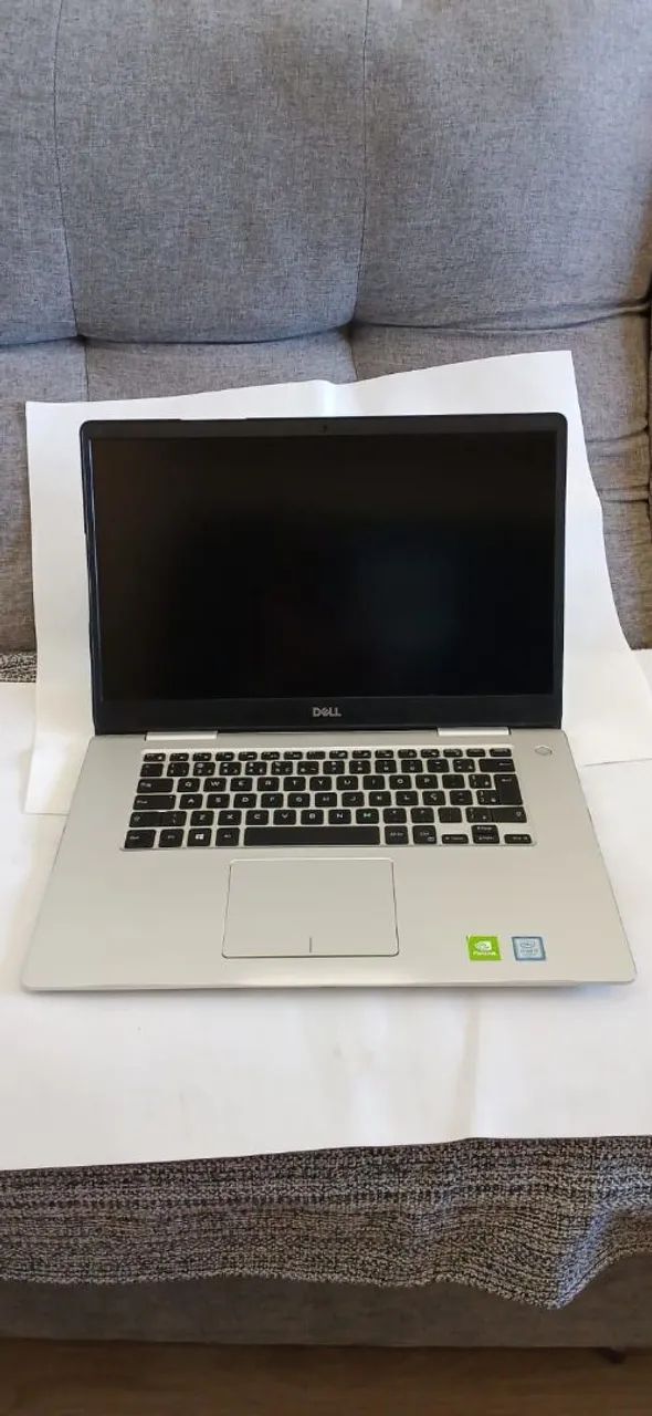 Notebook Dell Inspiron 15 7580  - Foto 2