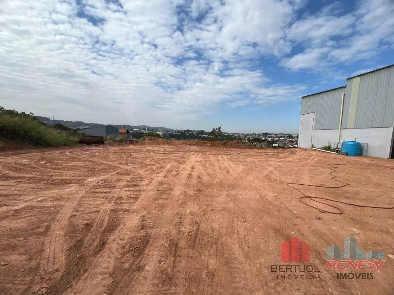 TERRENO PARA LOCAÇÃO EM VINHEDO/SP