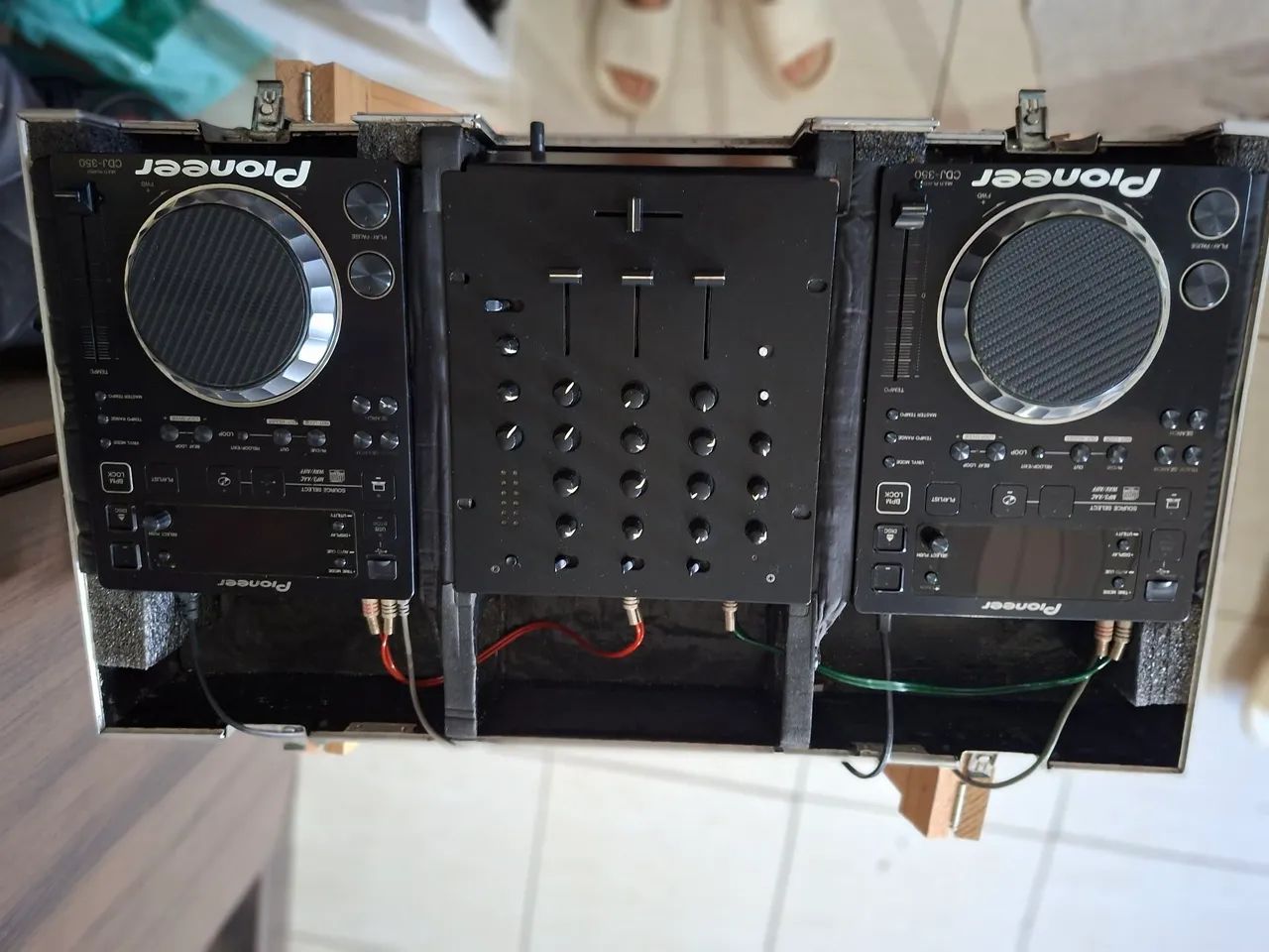 Conjunto CDJ 350 + Mixer M3 numark - Foto 5
