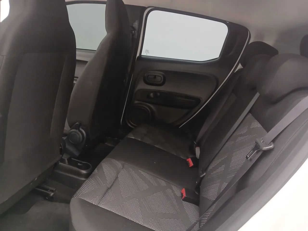 Fiat Mobi LIKE 1.0 Fire Flex 5p., foto 17 de 18