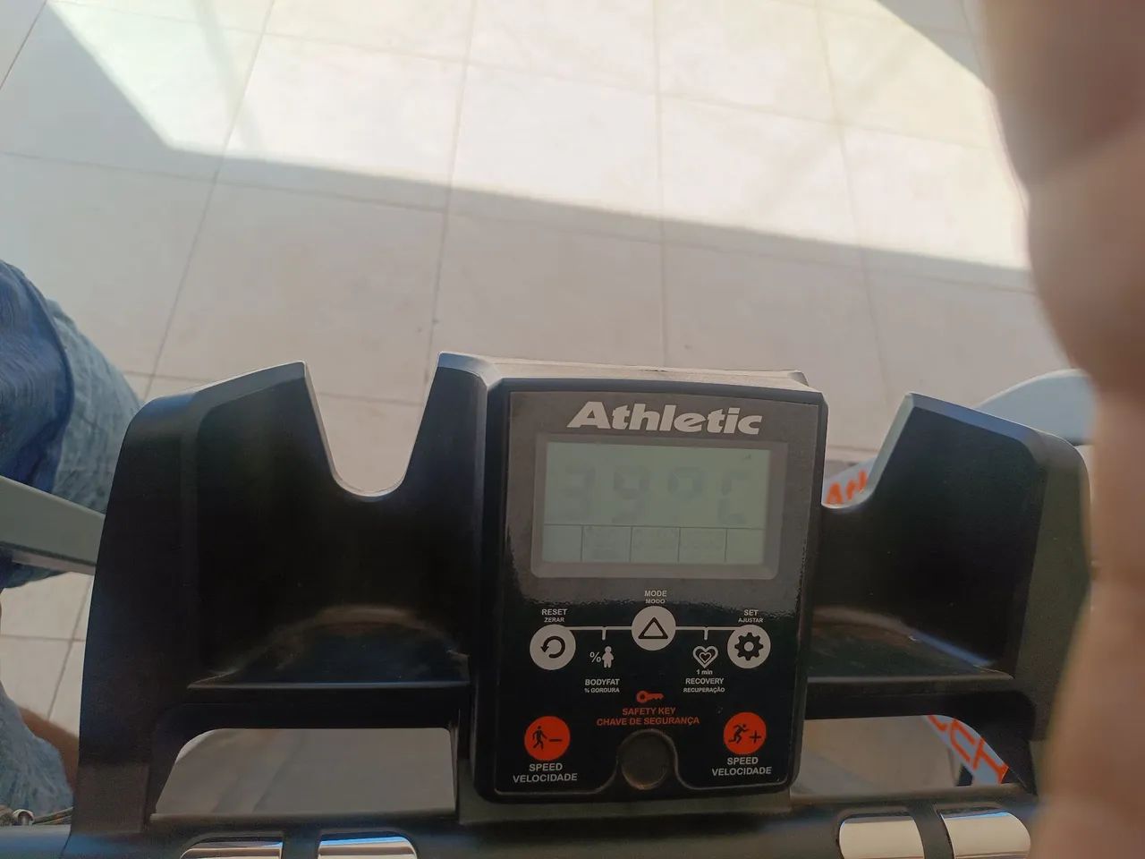 Vendo esteira