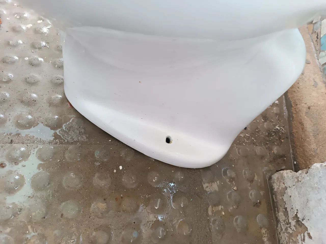 Vaso sanitário simples branco, funcionando perfeitamente. - Foto 3