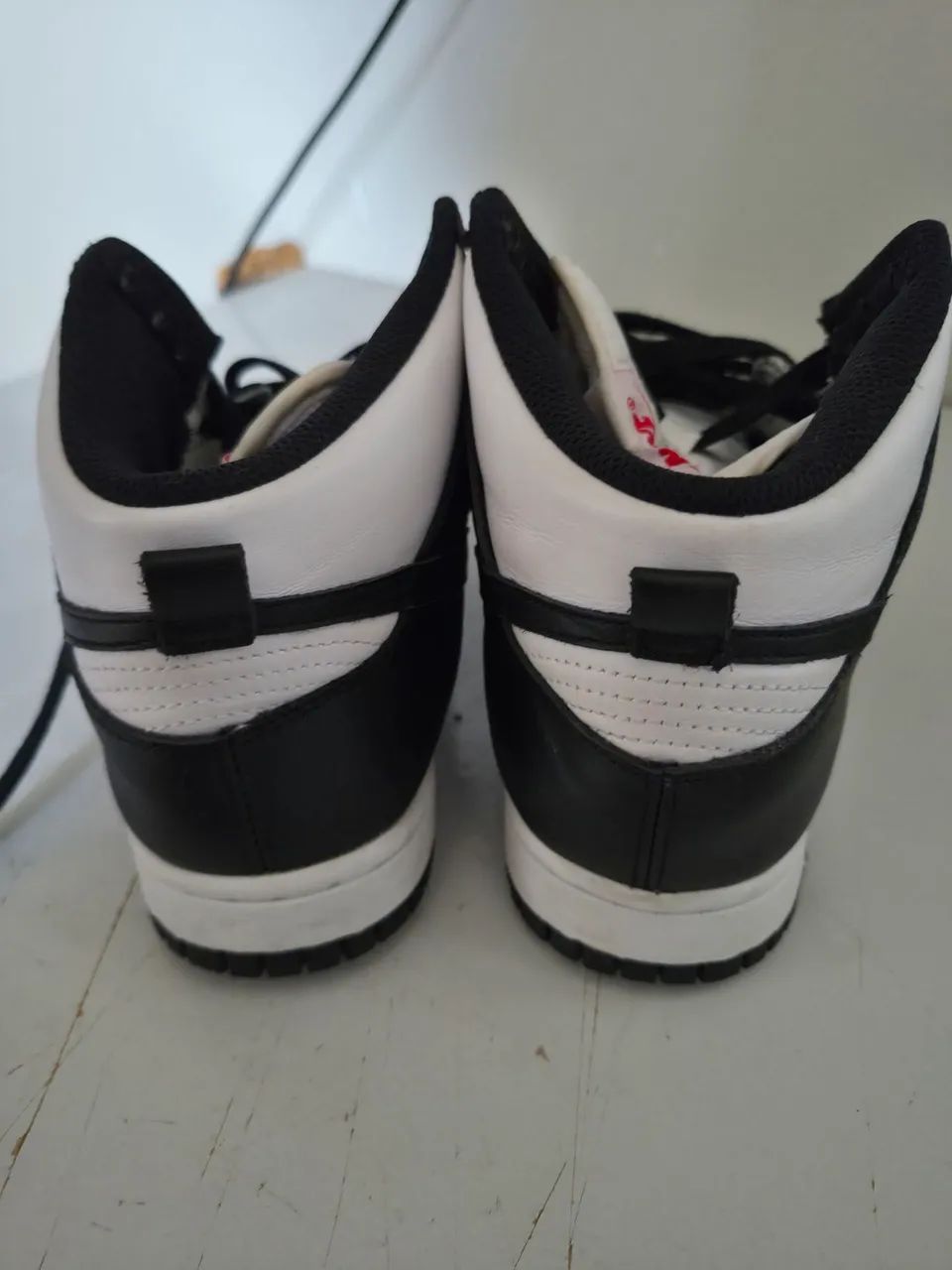 Tênis Nike Dunk High Retro Preto E Branco - Foto 4