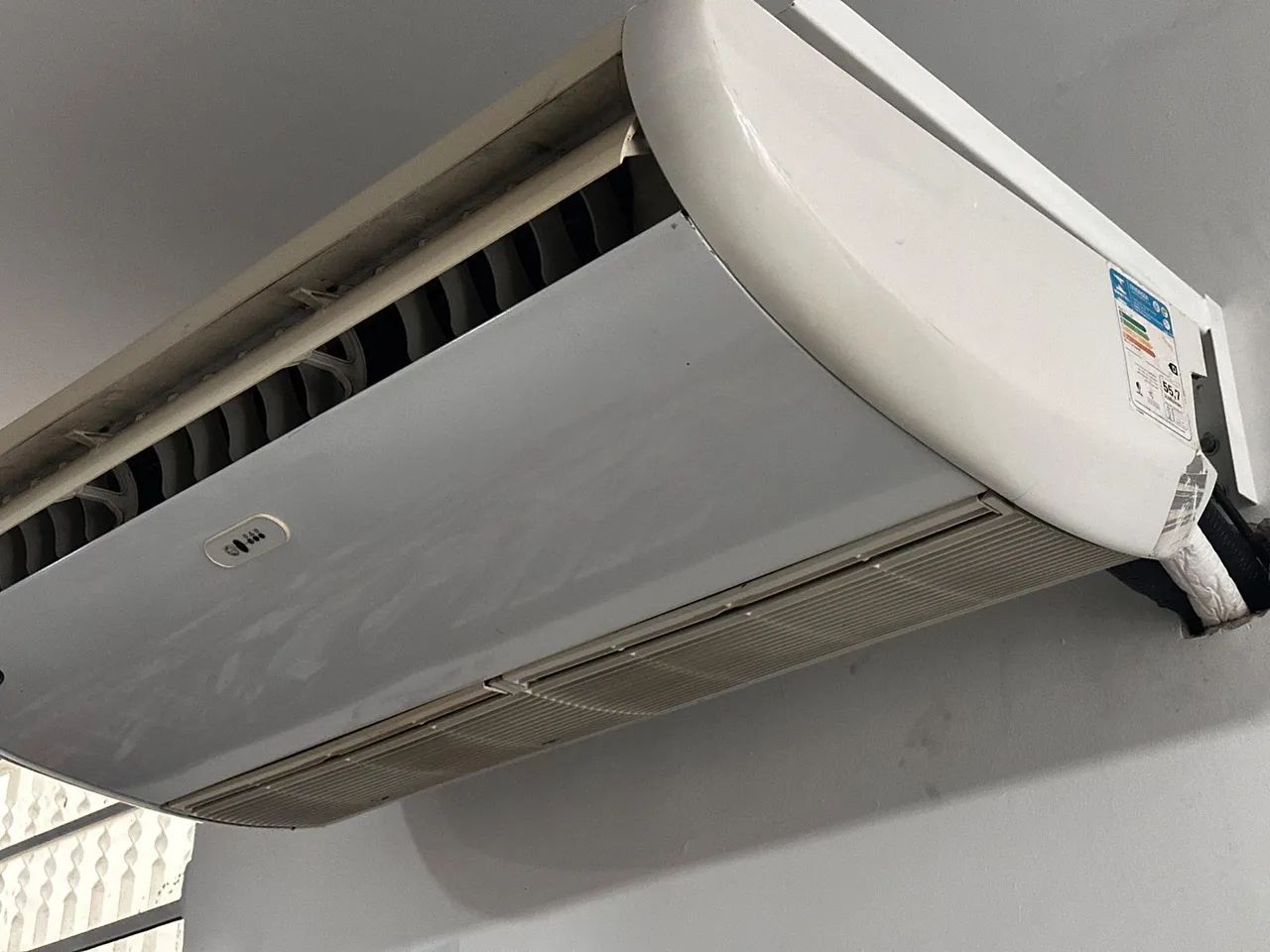 Eu tenho um ar condicionado de 36.000 BTUs na Courier - Foto 3