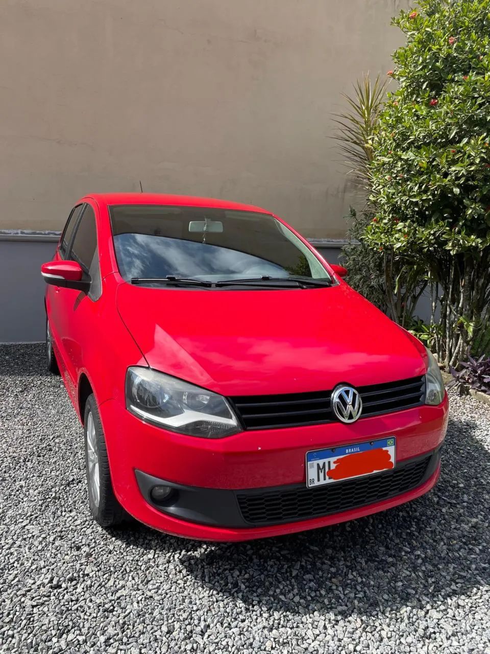 Volkswagen Fox Fox 1.0 Mi Total Flex 8V 5p 2014