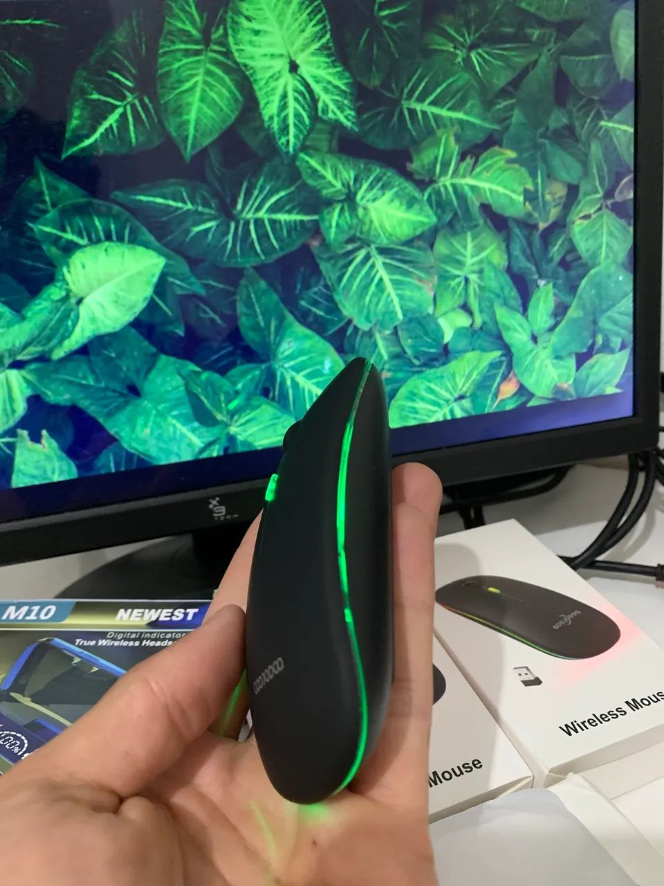 Mouse sem fio com conexão 2.4G + Bluetooth RGB com três toque DPI - Foto 2