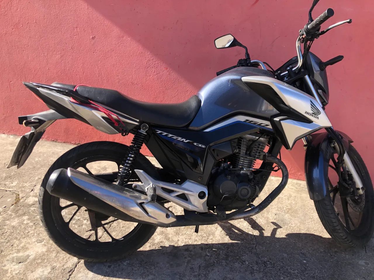 Moto nova bem conservada  - Foto 2
