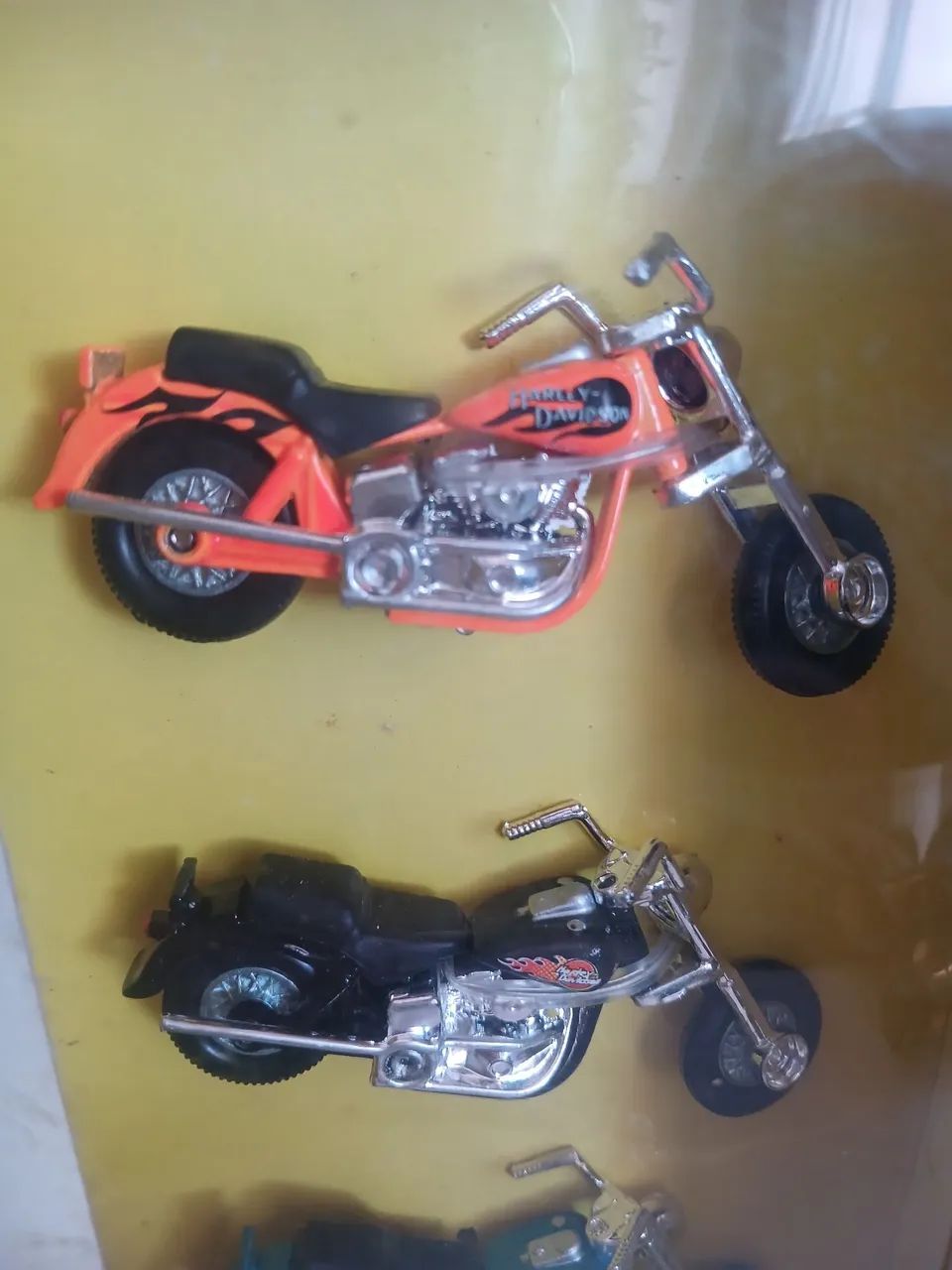 Pack Miniaturas Harley-Davidson Custom Choppers - 1:64 - Matchbox - Foto 3
