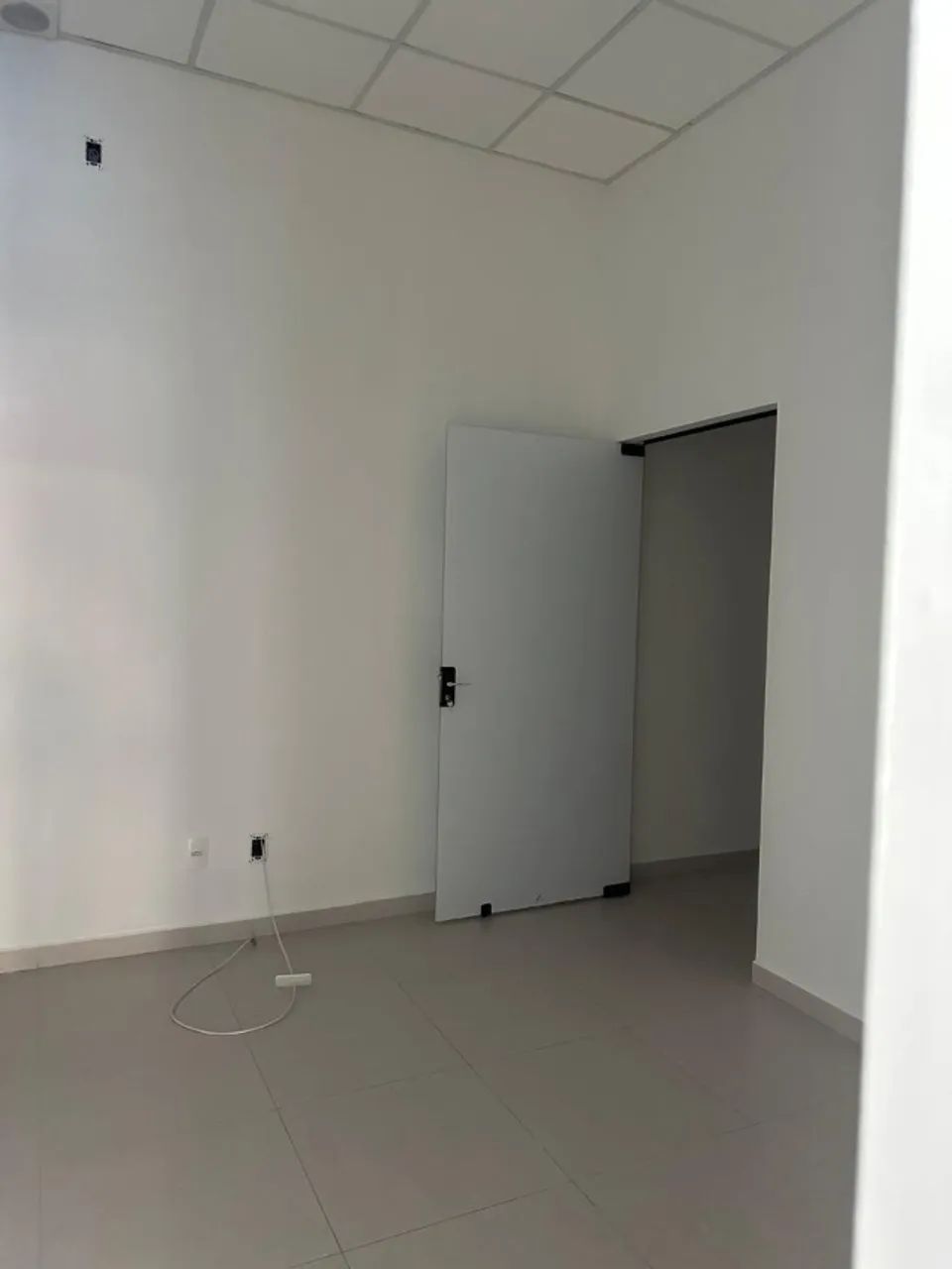 LOJA COMERCIAL TERREA NA RUA ANITA GARIBALDI EM JOINVILLE - Foto 4