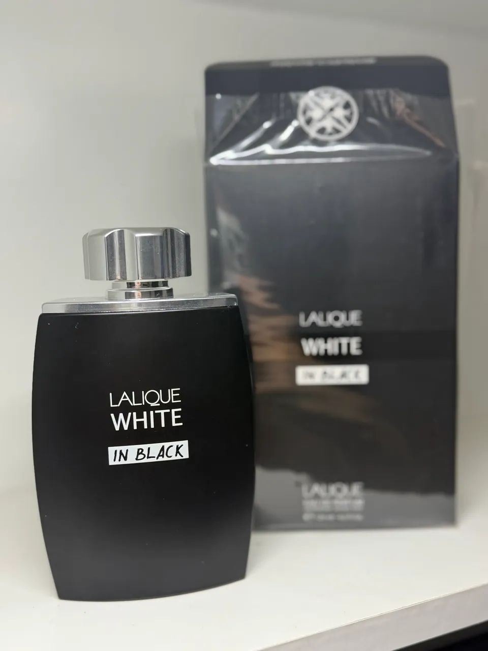 Lalique White in Black