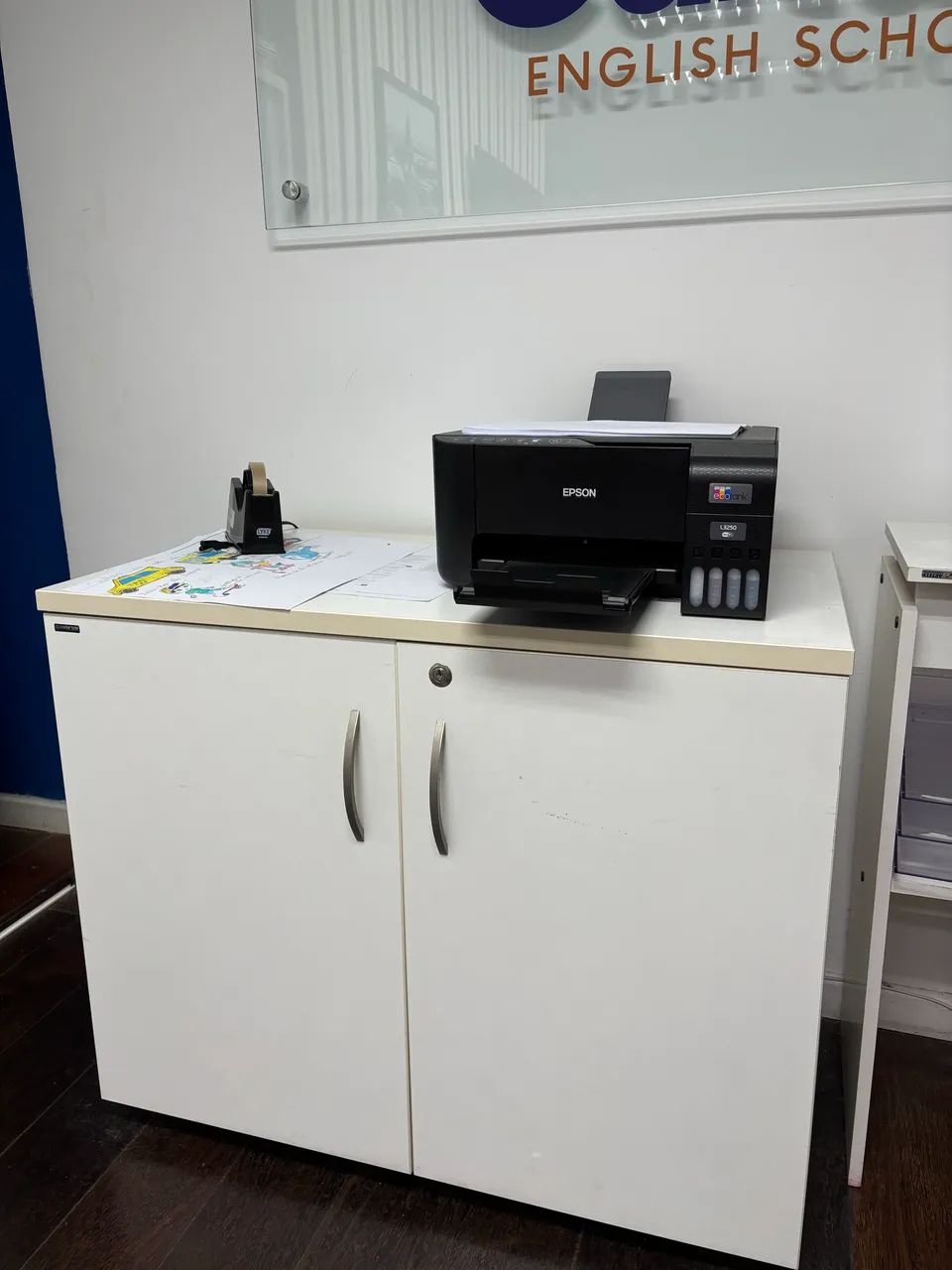 Armário de escritório 