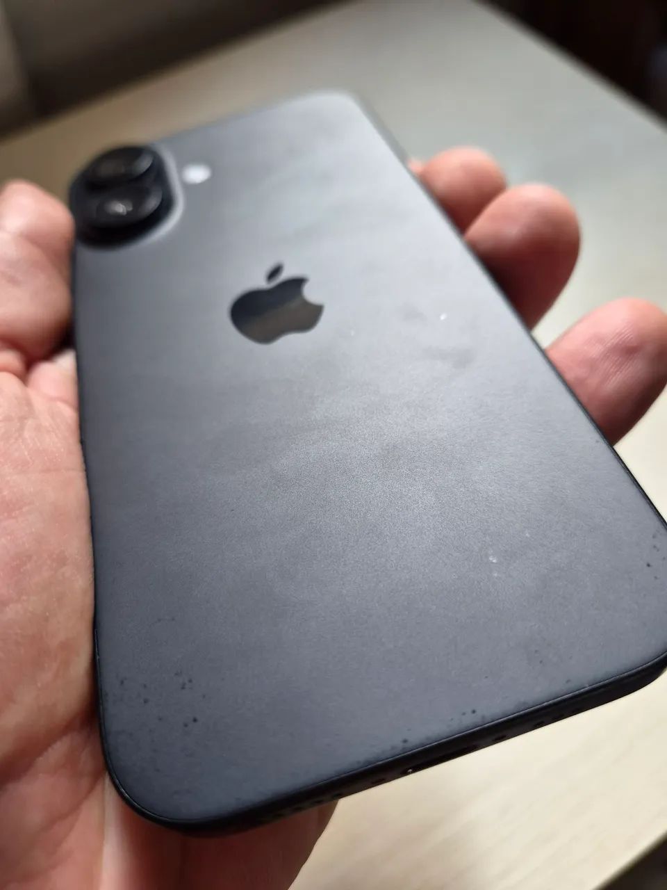 iPhone 16 128gb preto