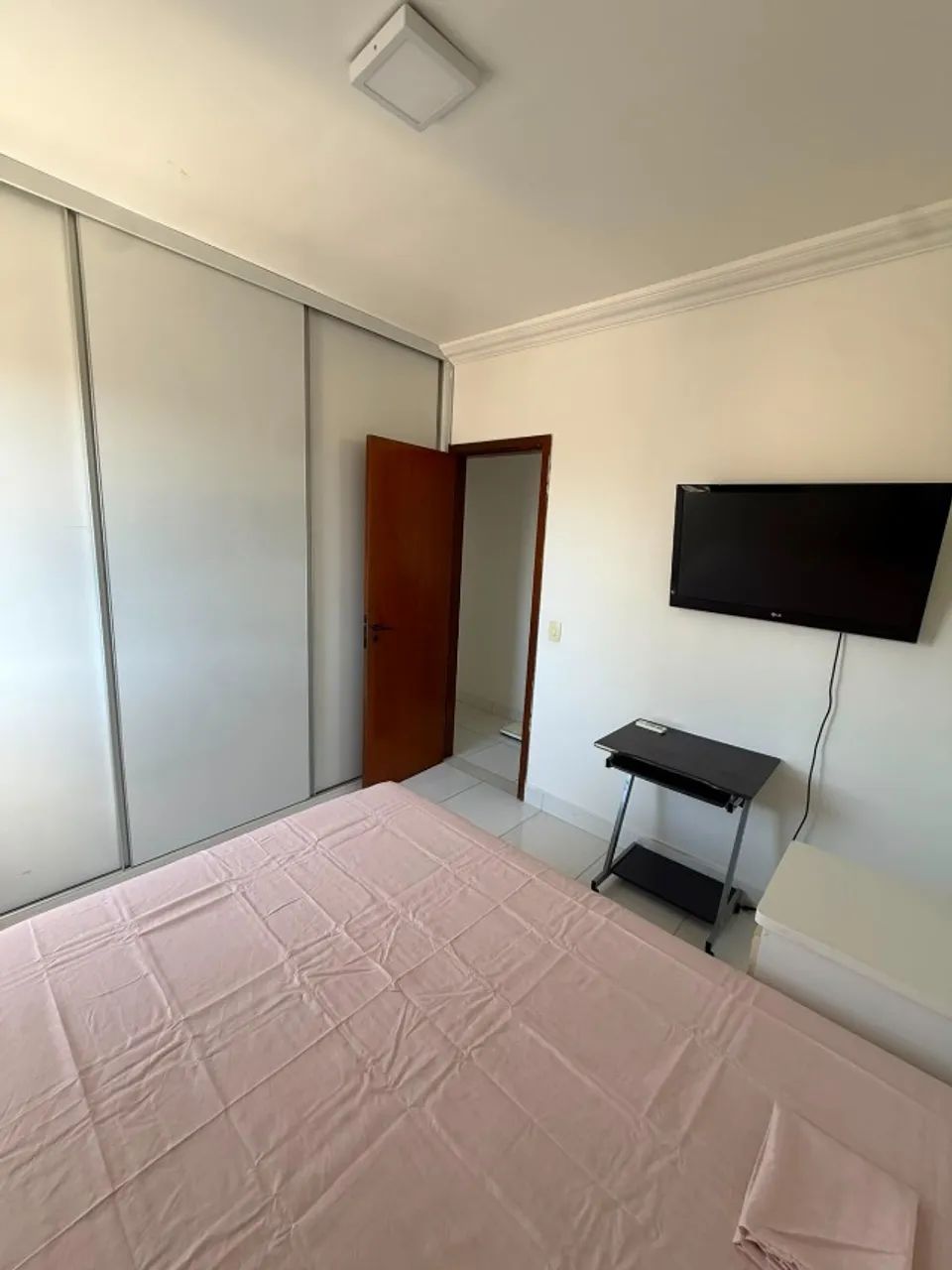 Edifício Porto Bello 110m² c/ 3 Quartos sendo 1 Suíte 100% Mobiliado - Foto 5
