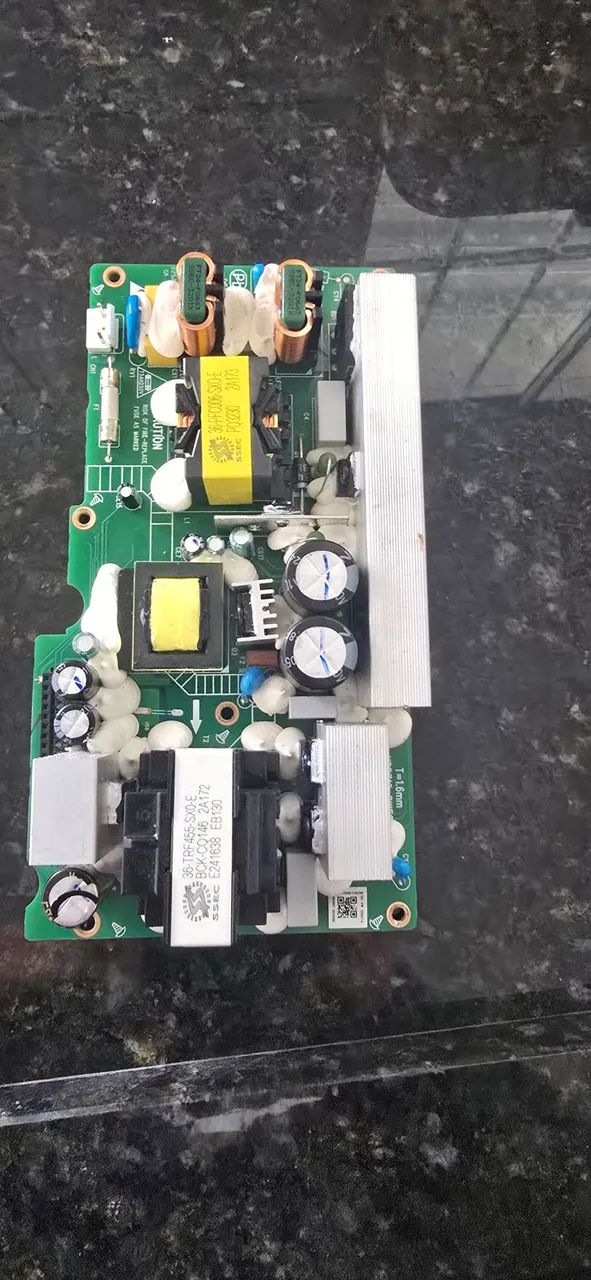 Placa principal e placa fonte jbl partybox 710 - Foto 4