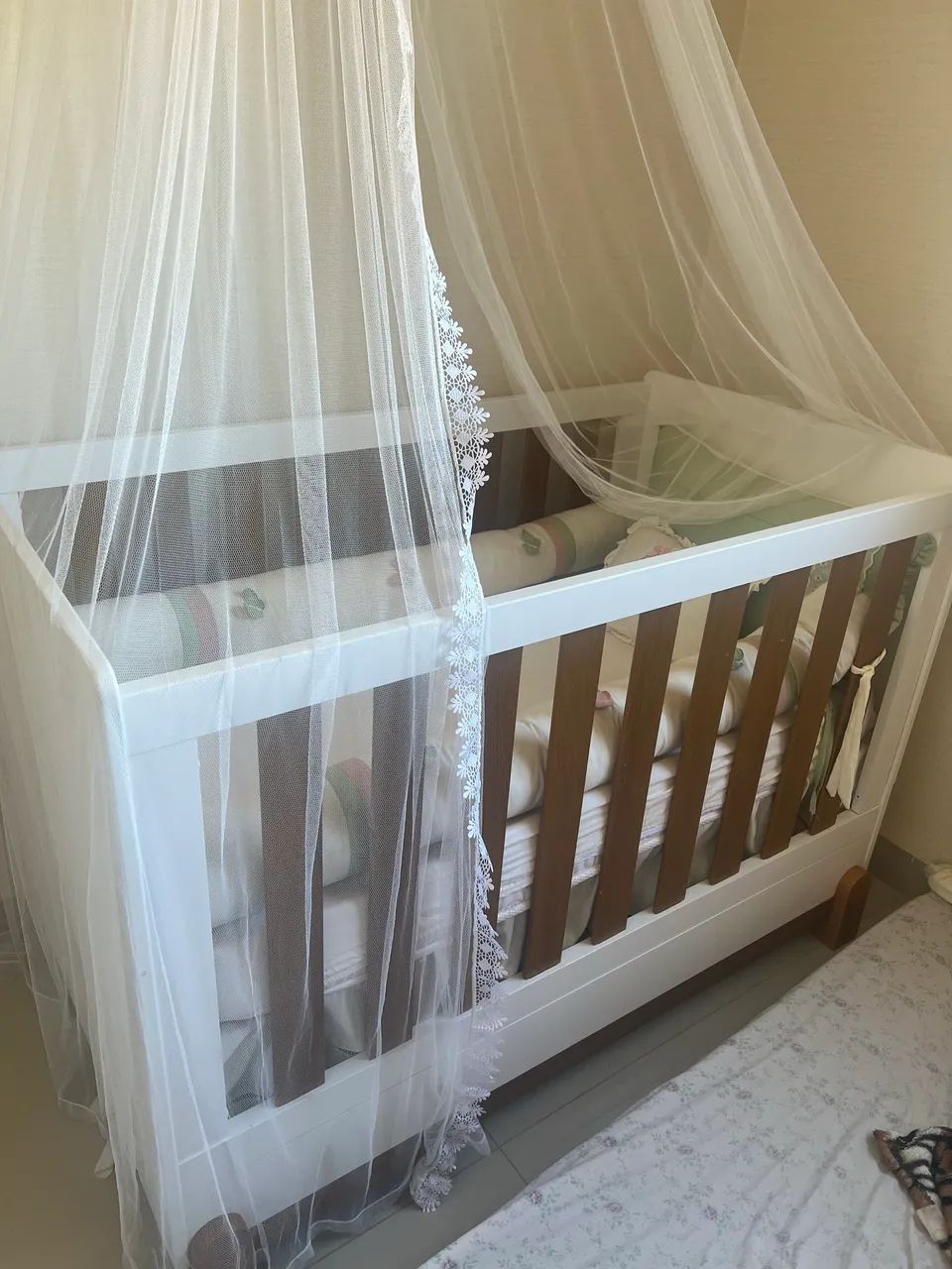 Berço completo / colchão e kit 650