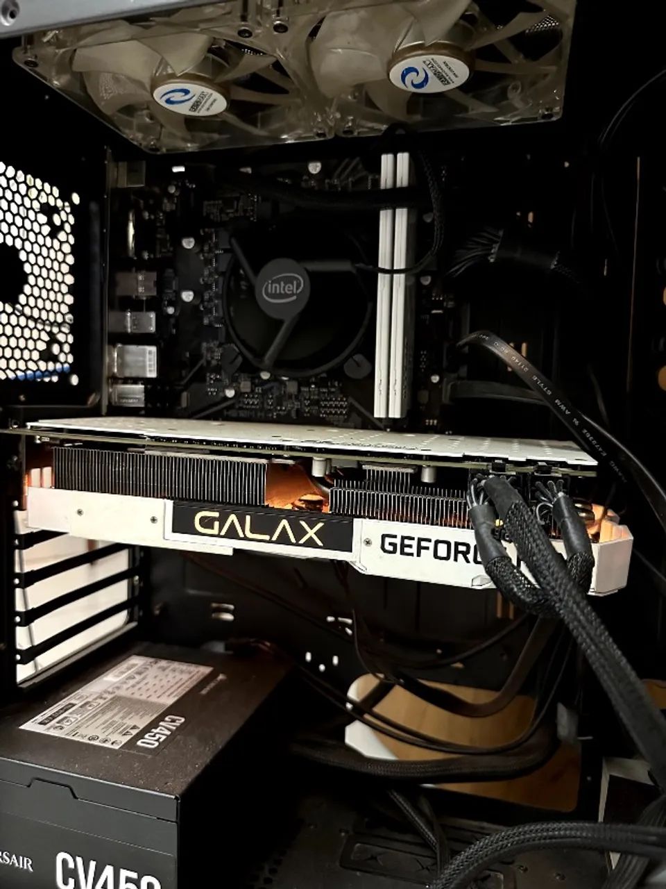 GALAX 2060 WHITE