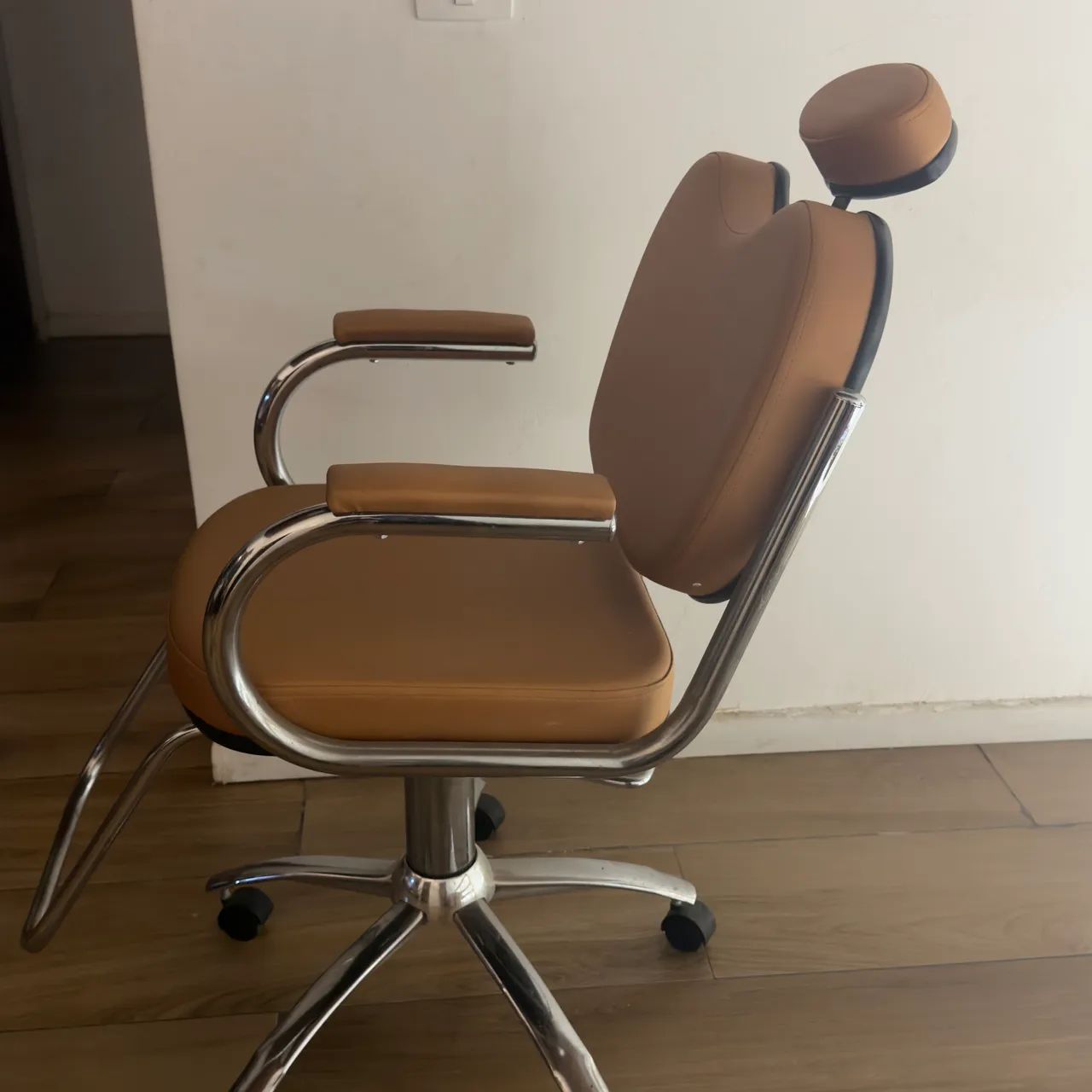 Cadeira para estética  - Foto 3
