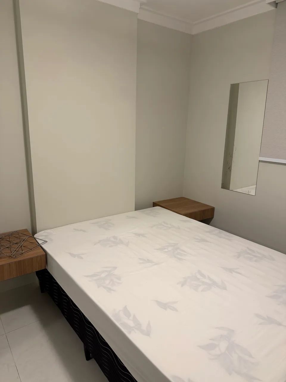 Cama casal a venda 