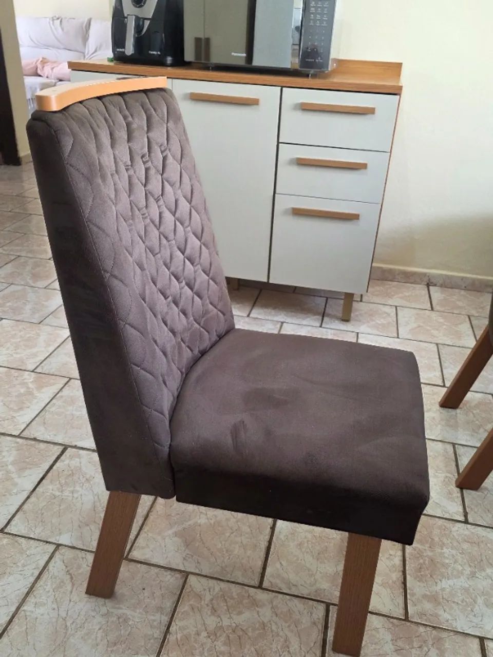 Cadeira estofada para mesa de jantar - Foto 4
